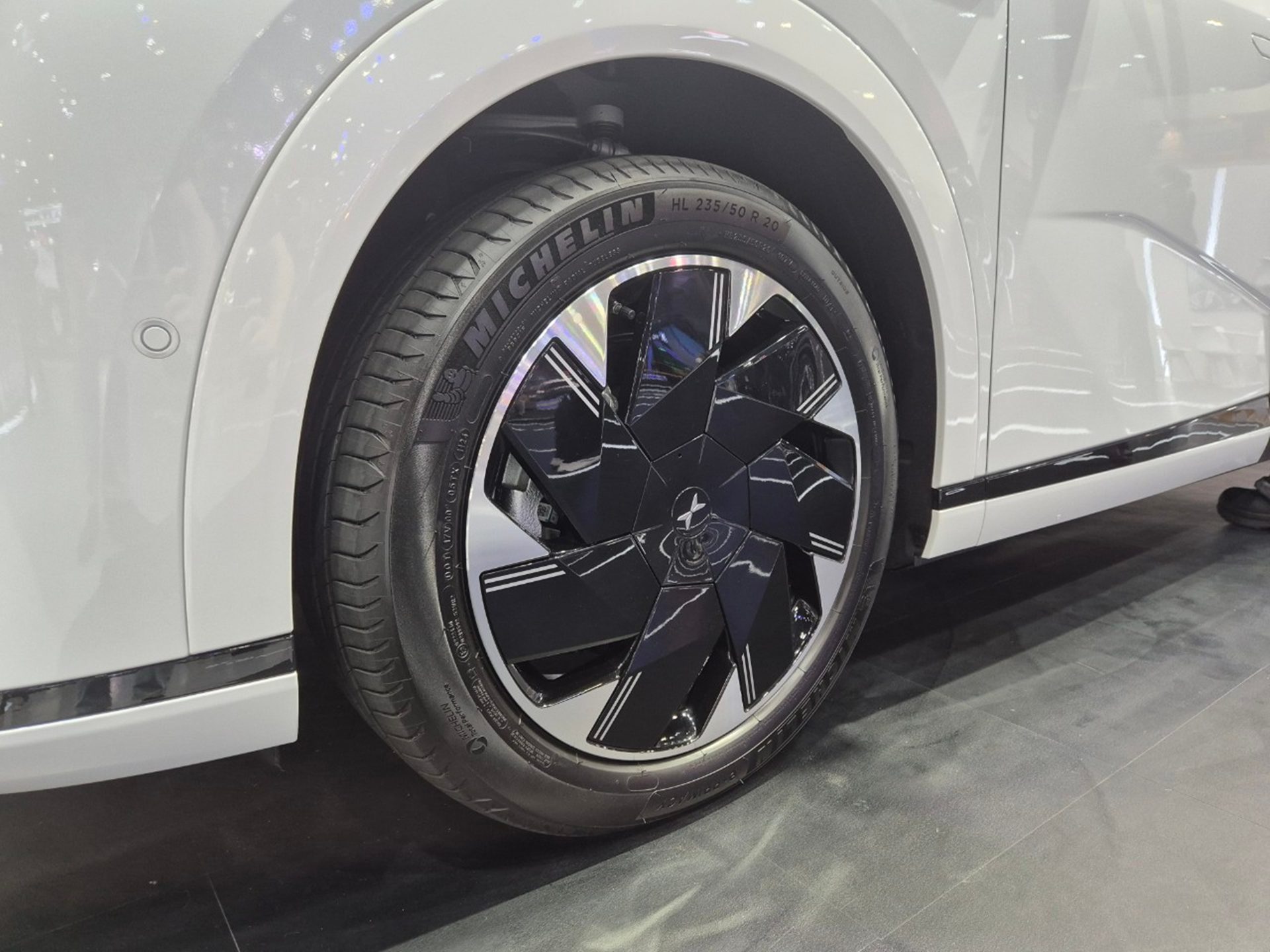 Xpeng X9 Premium เอ็กซ์เผิง ปี 2025 : ภาพที่ 4