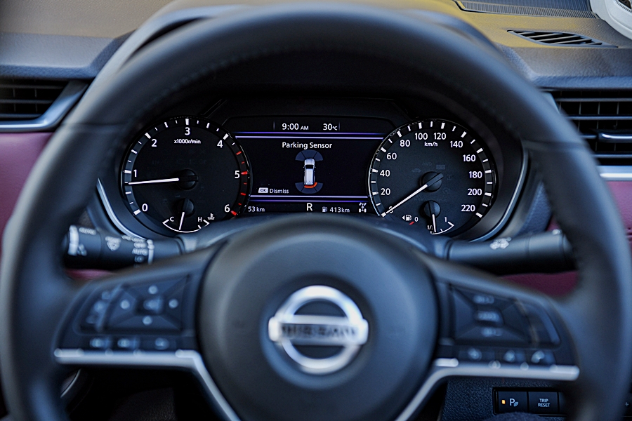 Nissan Terra 2.3 E 7AT MY2022 นิสสัน เทอร์รา ปี 2021 : ภาพที่ 14