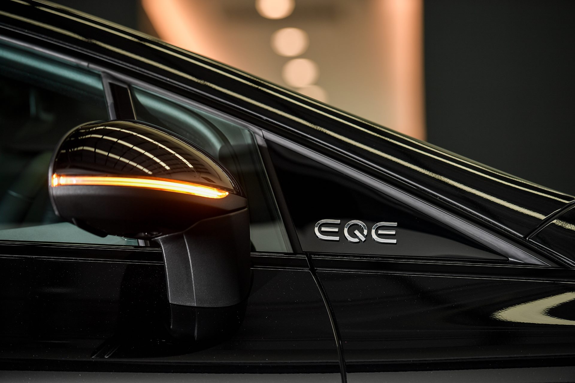 Mercedes-benz EQ EQE 300 เมอร์เซเดส-เบนซ์ ปี 2024 : ภาพที่ 6