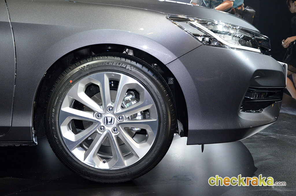 Honda Accord 2.0 EL ฮอนด้า แอคคอร์ด ปี 2016 : ภาพที่ 12