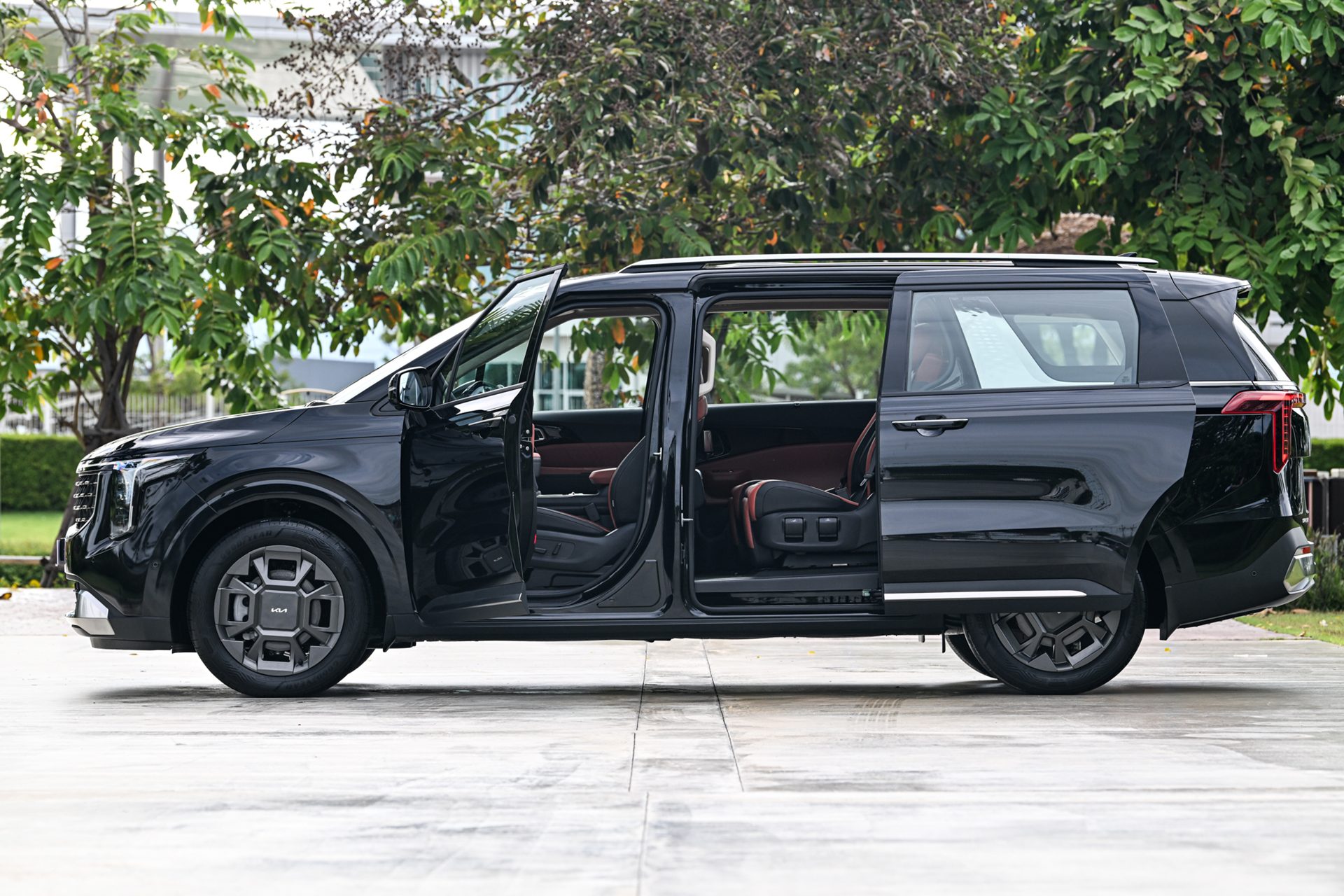 KIA Carnival HEV 7-seat Luxury เกีย คาร์นิวัล ปี 2025 : ภาพที่ 2