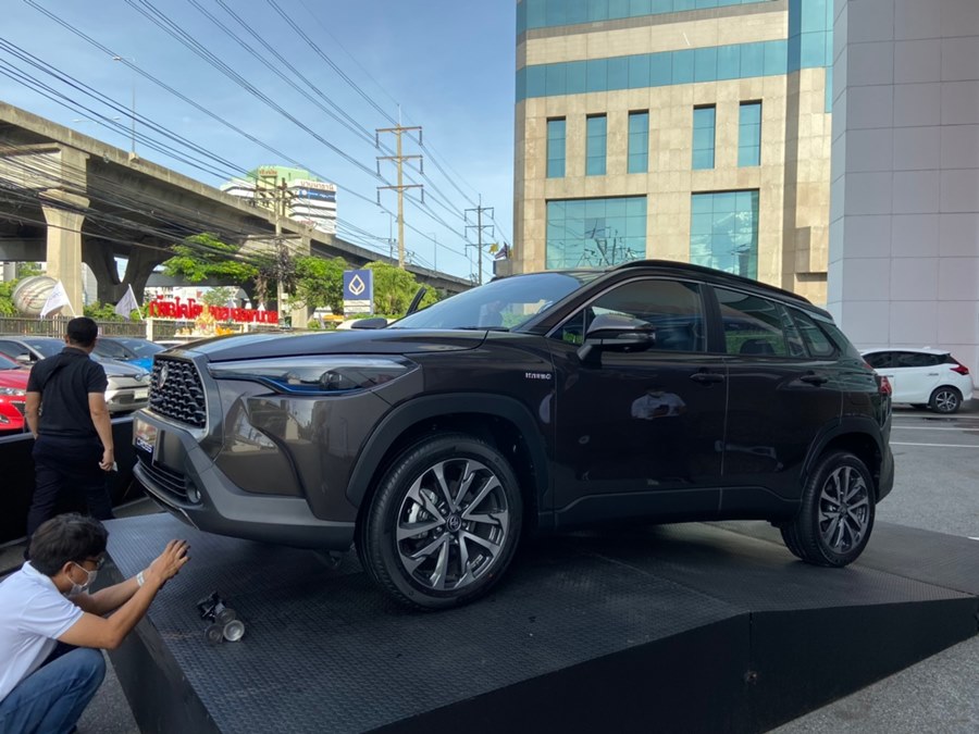 Toyota Corolla Cross Hybrid Premium โตโยต้า ปี 2020 : ภาพที่ 11