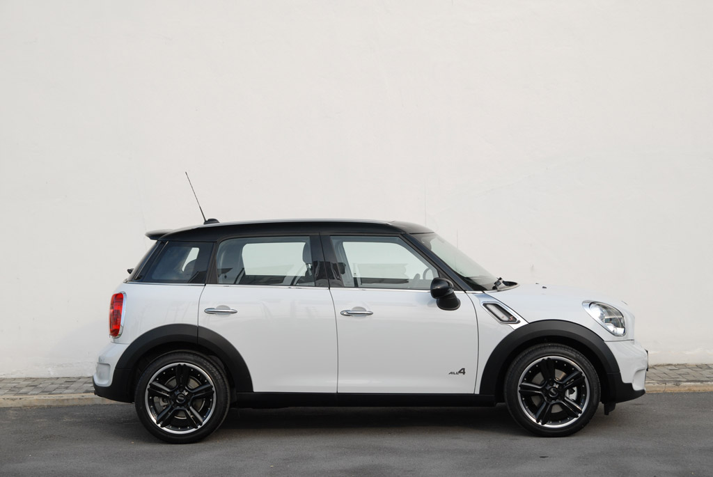 Mini Countryman Cooper SD ALL4 มินิ คันทรีแมน ปี 2012 : ภาพที่ 2