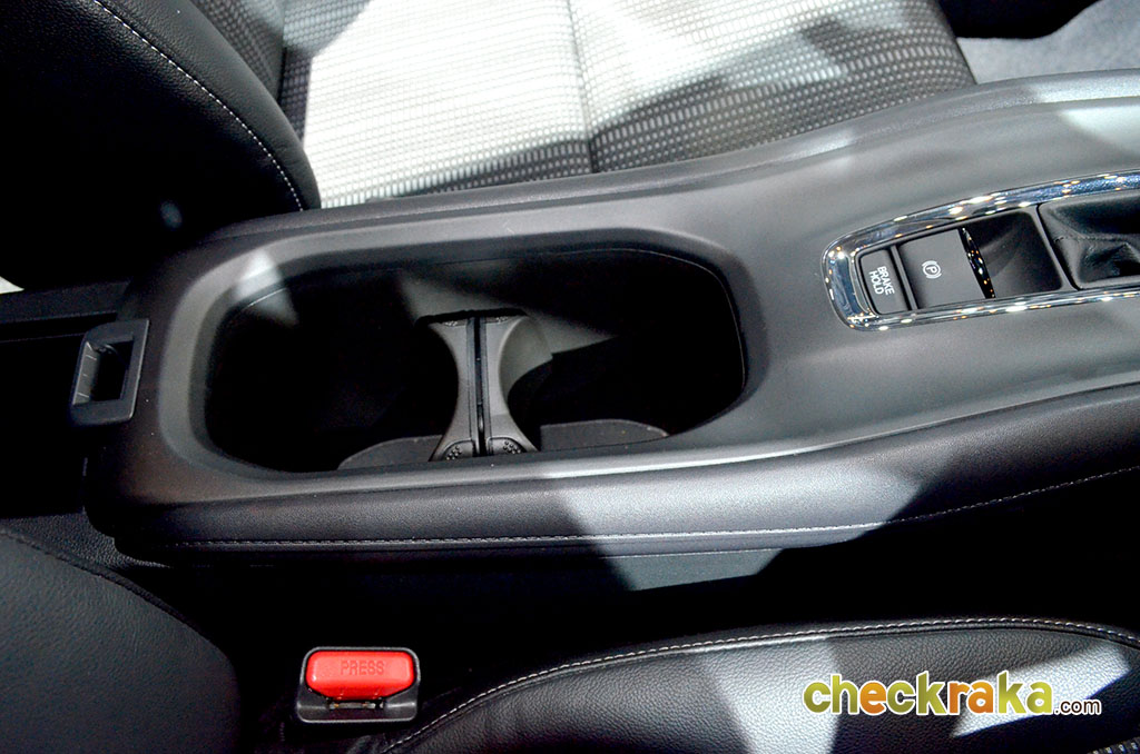 Honda HR-V S ฮอนด้า เอชอาร์วี ปี 2014 : ภาพที่ 15