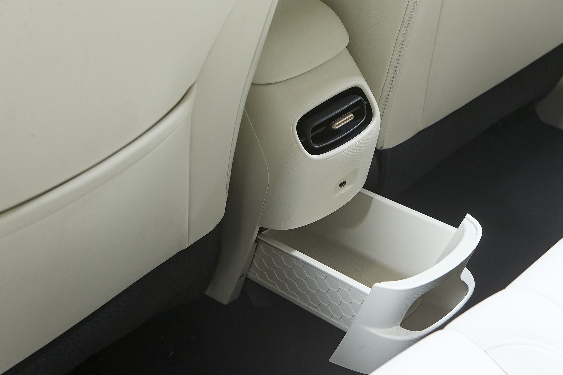 GWM ORA 5 EV Ultra จีดับบลิวเอ็ม โอร่า ปี 2026 : ภาพที่ 7