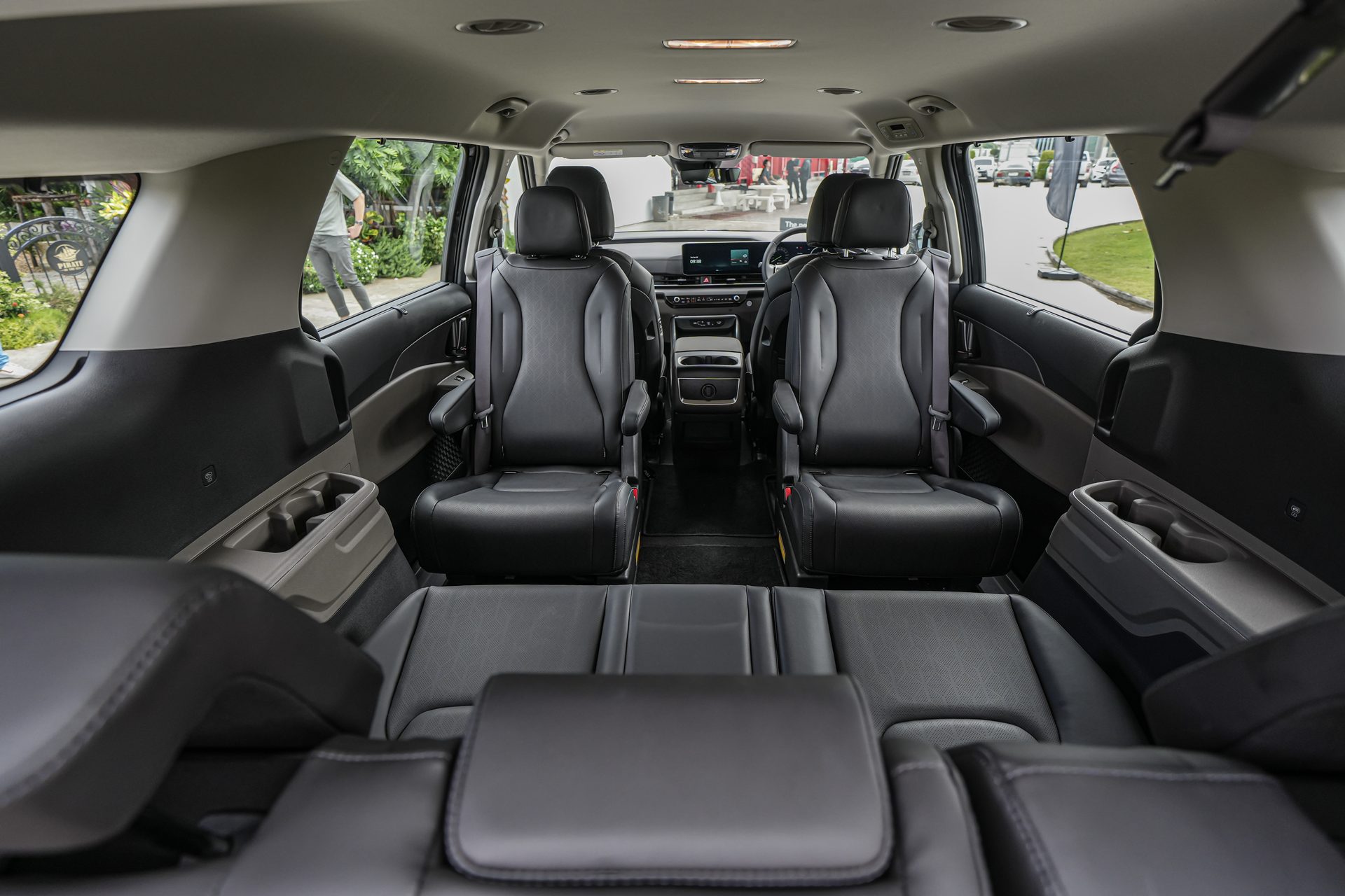 KIA Carnival HEV 7-seat Premium เกีย คาร์นิวัล ปี 2025 : ภาพที่ 9