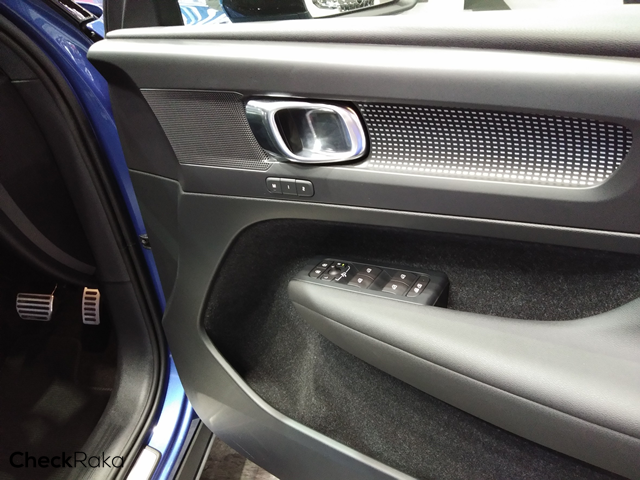 Volvo XC40 T4 Momentum วอลโว่ XC40 ปี 2018 : ภาพที่ 20