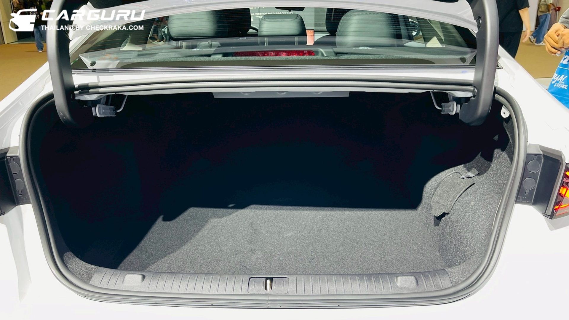 Chery Arrizo 8L PHEV CSH เฌอรี่ ปี 2025 : ภาพที่ 7