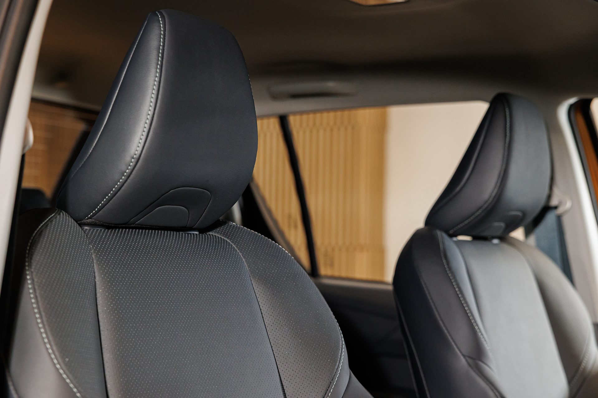 Toyota Hilux Travo Double Cab 4TREX 2.8 Overland Plus AT โตโยต้า ไฮลักซ์ ทราโว ปี 2025 : ภาพที่ 10