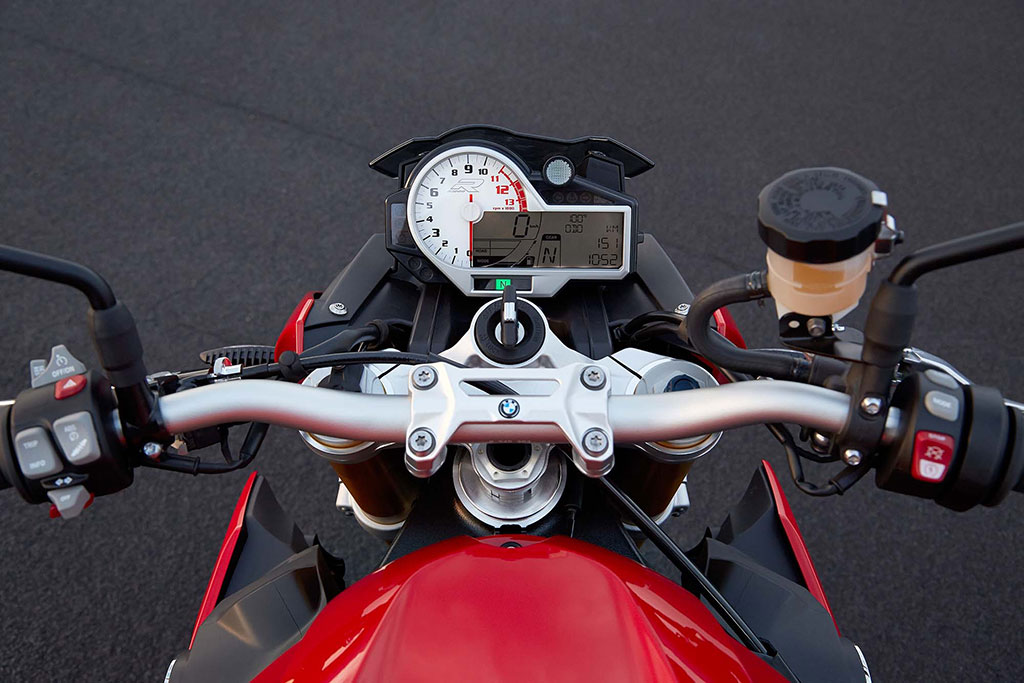 BMW S 1000 R บีเอ็มดับเบิลยู เอส ปี 2015 : ภาพที่ 9