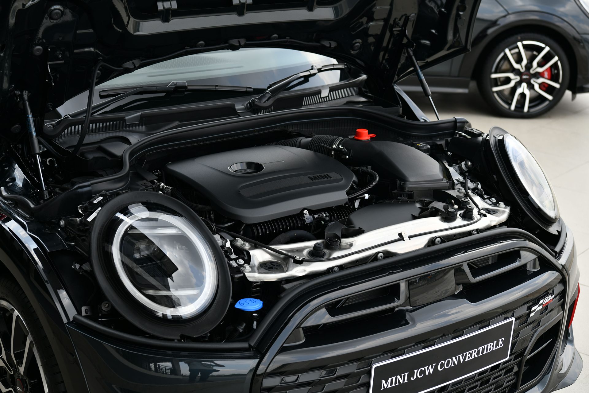 Mini John Cooper Works Convertible มินิ จอห์น คูเปอร์ เวิร์กส์ ปี 2025 : ภาพที่ 7