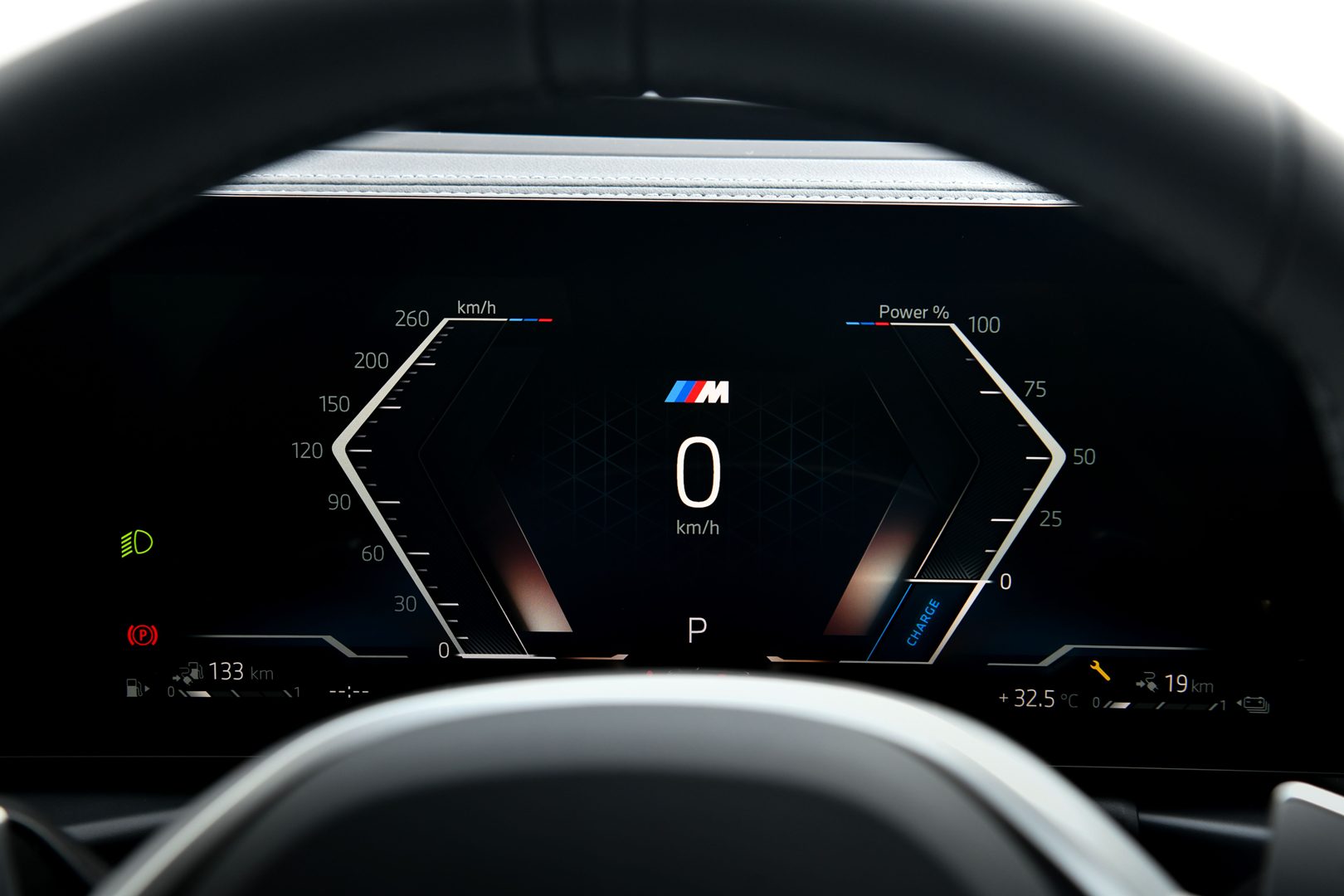 BMW Series 3 330e M Sport บีเอ็มดับเบิลยู ซีรีส์3 ปี 2025 : ภาพที่ 6