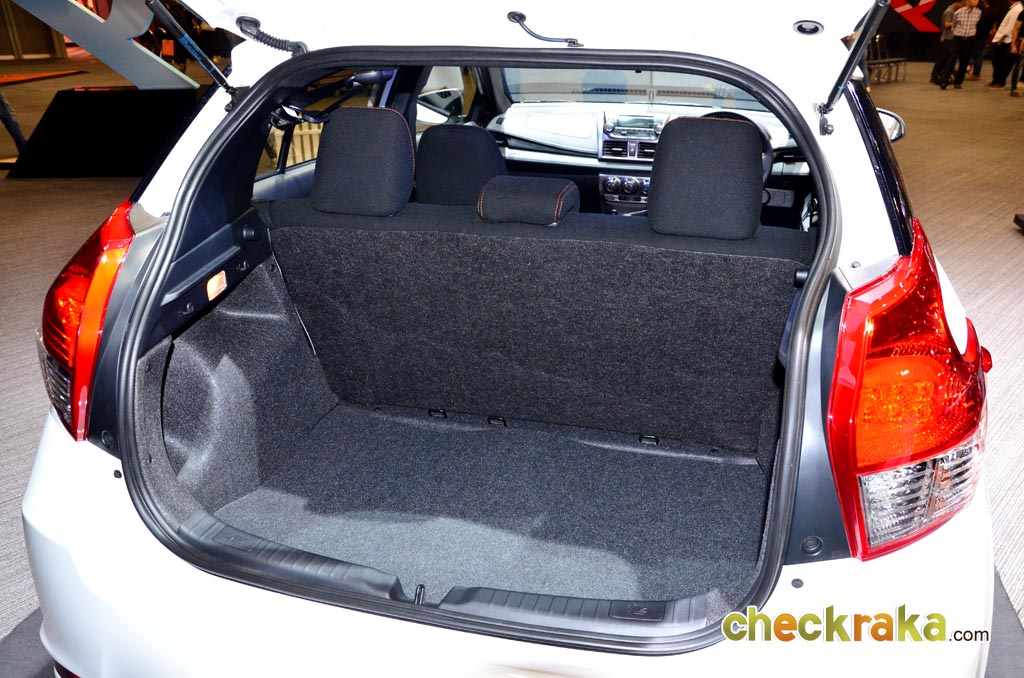 Toyota Yaris 1.2 J โตโยต้า ยาริส ปี 2013 : ภาพที่ 14