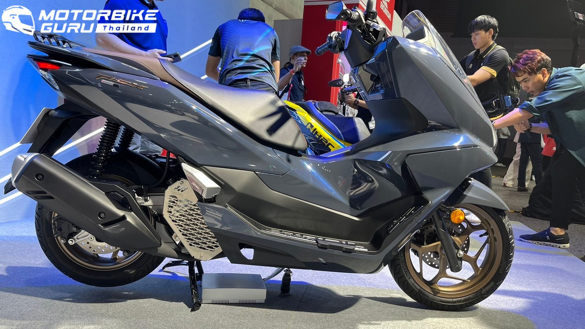 Honda PCX 160 Exclusive Edition ฮอนด้า พีซีเอ็กซ์ ปี 2025 : ภาพที่ 1