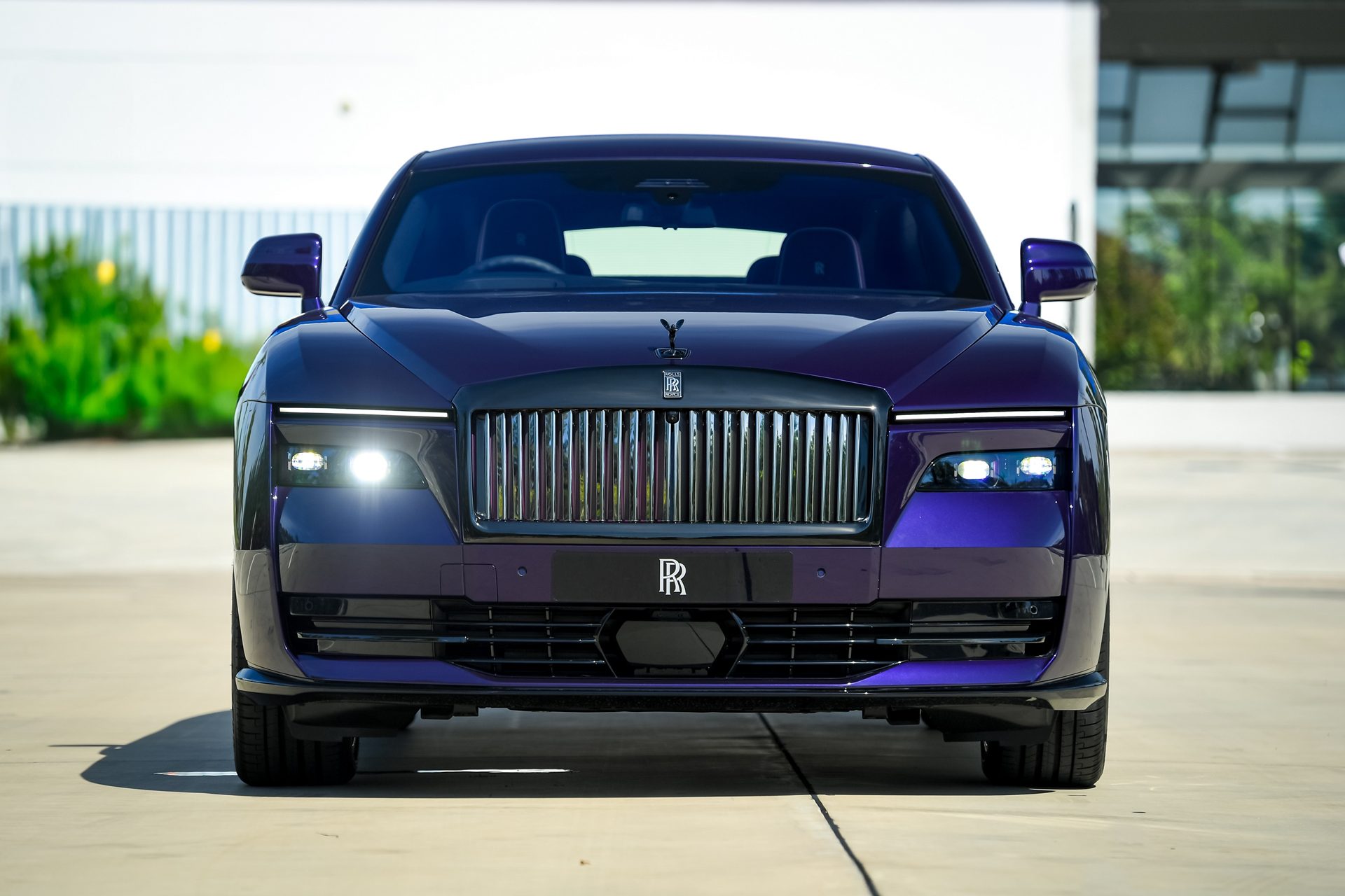 Rolls-Royce Black Badge Spectre โรลส์-รอยซ์ ปี 2025 : ภาพที่ 3