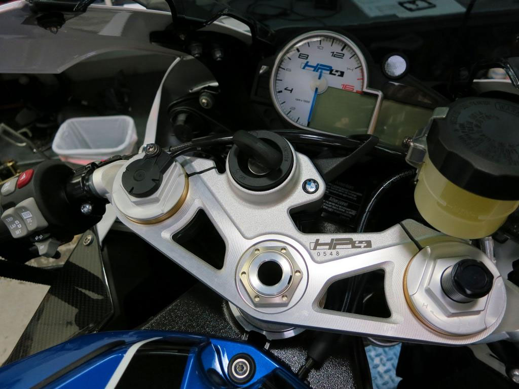 BMW HP 4 บีเอ็มดับเบิลยู ปี 2013 : ภาพที่ 10