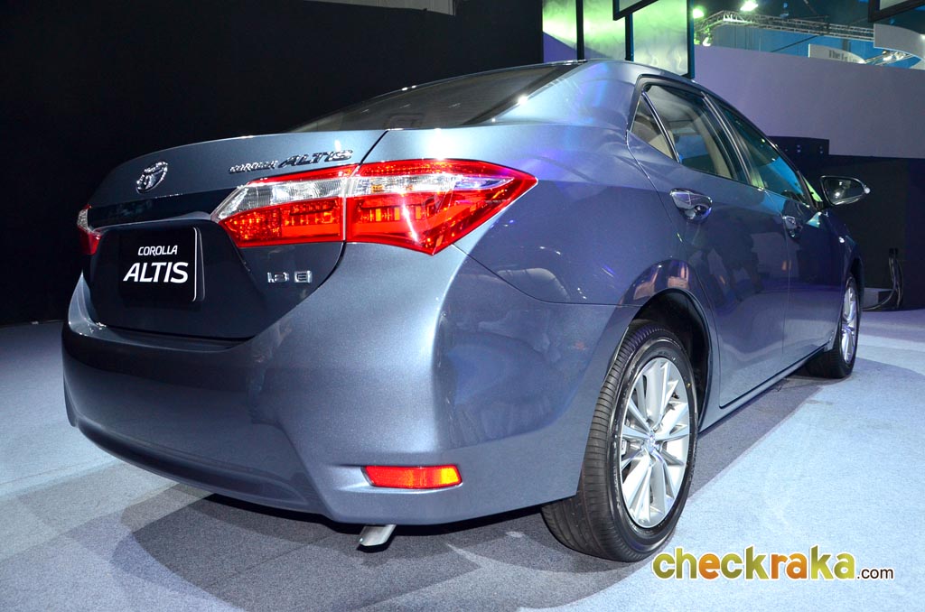 Toyota Altis (Corolla) 1.8 E A/T โตโยต้า อัลติส(โคโรลล่า) ปี 2014 : ภาพที่ 10