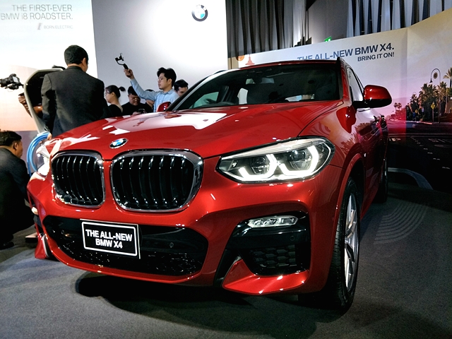 BMW X4 xDrive20d M Sport บีเอ็มดับเบิลยู เอ็กซ์ 4 ปี 2018 : ภาพที่ 3