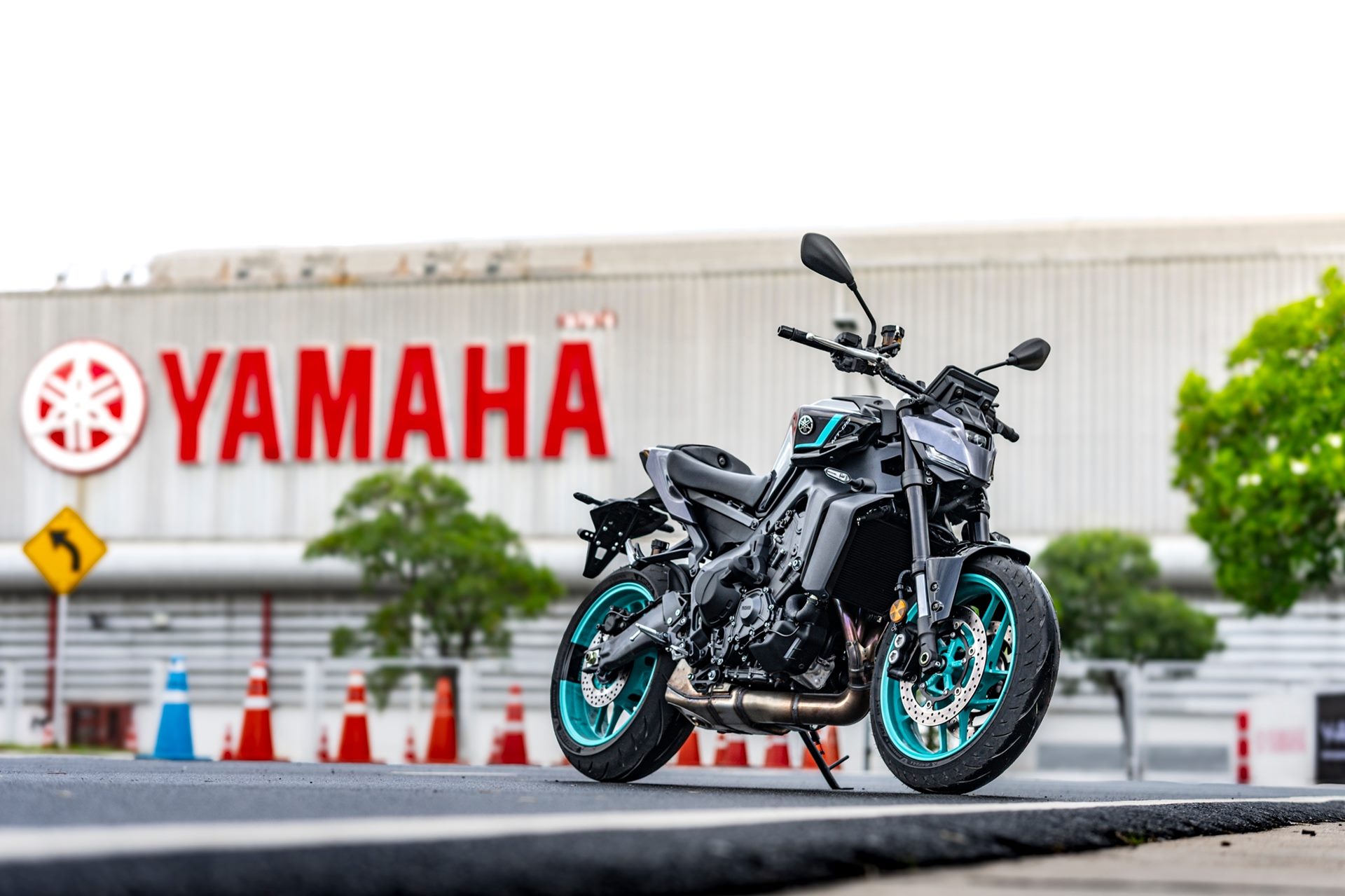 Yamaha MT-09 Y-AMT ยามาฮ่า เอ็มที-09 ปี 2024 : ภาพที่ 3