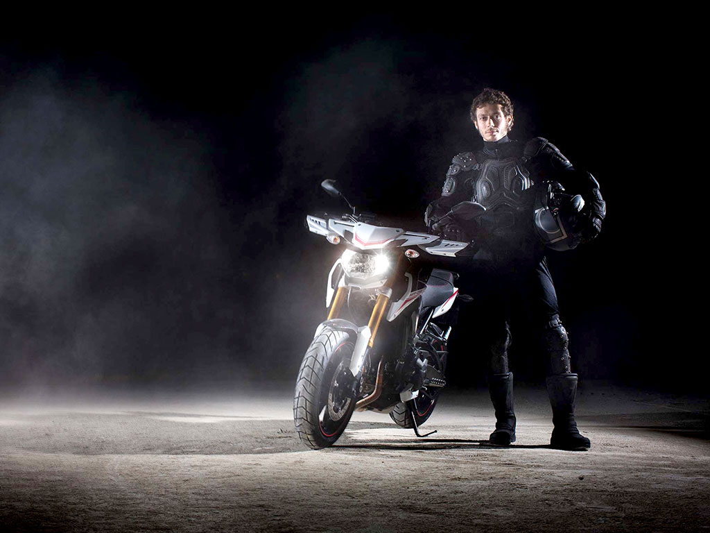 Yamaha FZ-09 Street Rally ยามาฮ่า เอฟแซด 09 ปี 2015 : ภาพที่ 9