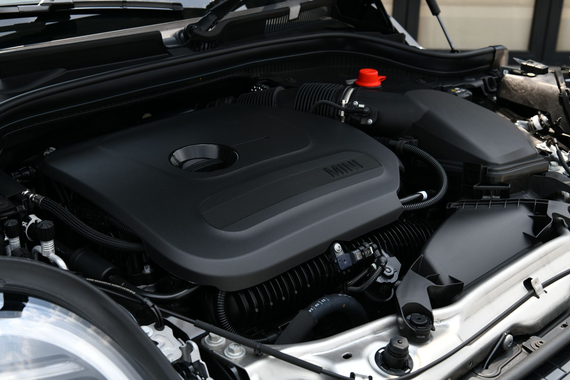 Mini John Cooper Works 3-Door Hatch มินิ จอห์น คูเปอร์ เวิร์กส์ ปี 2025 : ภาพที่ 7