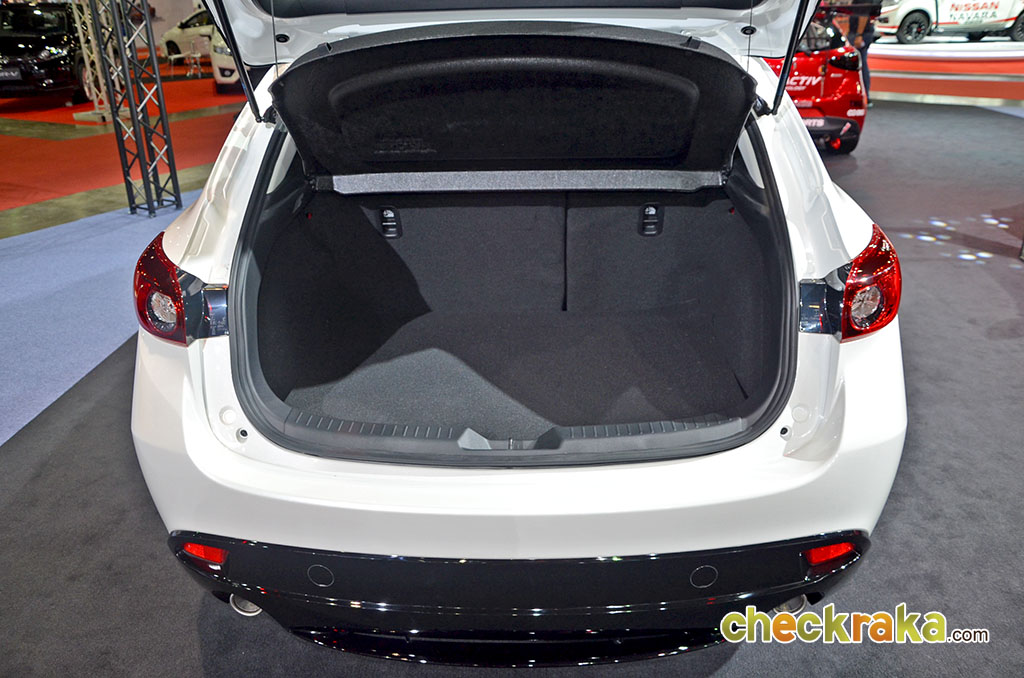 Mazda 3 2.0 Sports Racing Series มาสด้า ปี 2015 : ภาพที่ 20