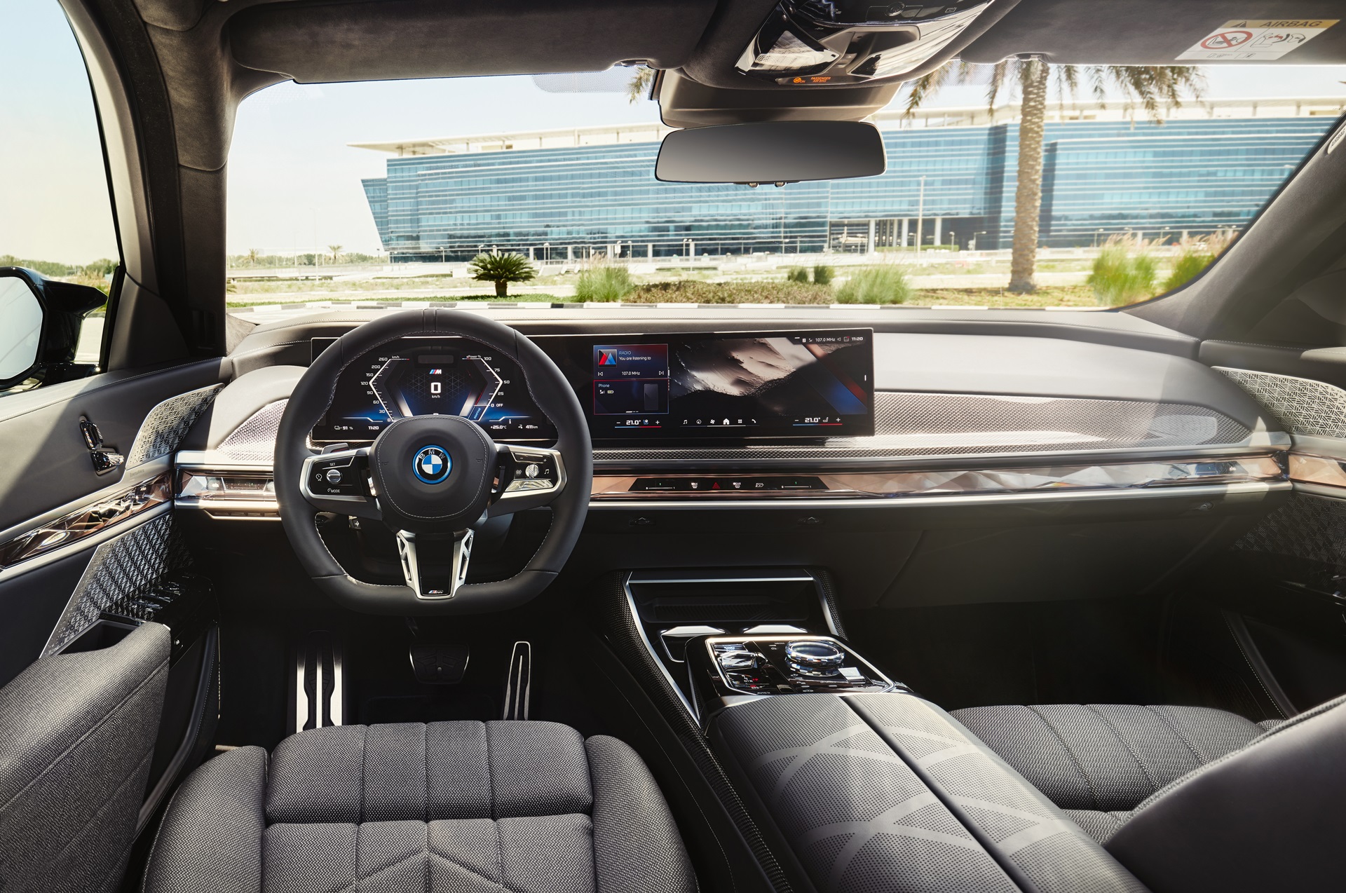 BMW i 7 M70 xDrive บีเอ็มดับเบิลยู ปี 2023 : ภาพที่ 8