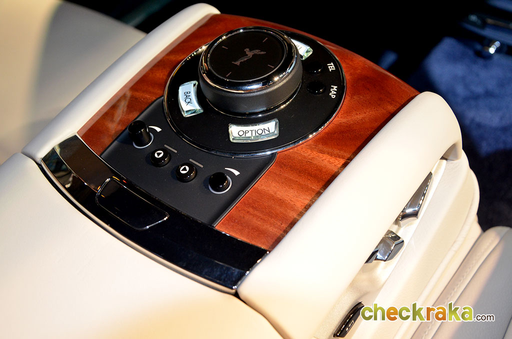 Rolls-Royce Ghost Series II Extended Wheel base โรลส์-รอยซ์ โกสต์ ปี 2014 : ภาพที่ 17