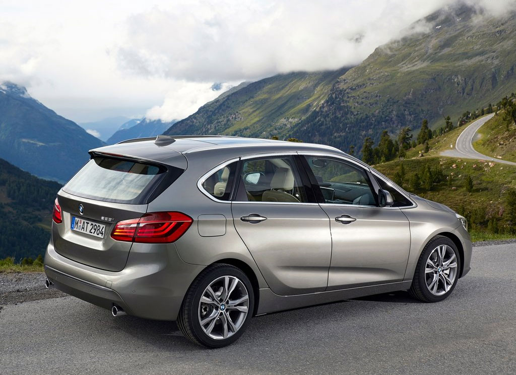 BMW Series 2 218i Active Tourer M Sport บีเอ็มดับเบิลยู ซีรีส์ 2 ปี 2015 : ภาพที่ 3