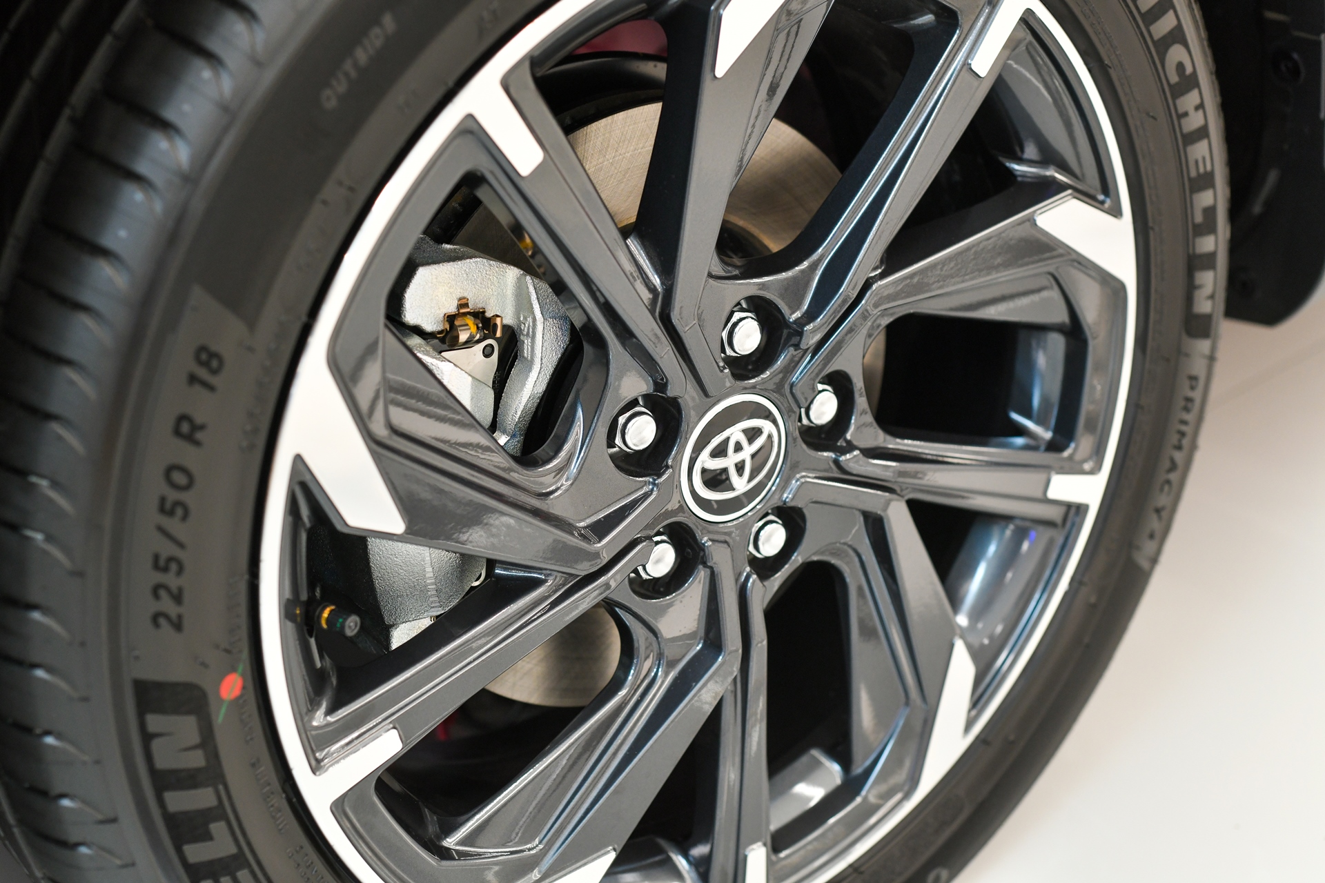 Toyota Corolla Cross HEV GR Sport โตโยต้า ปี 2026 : ภาพที่ 5