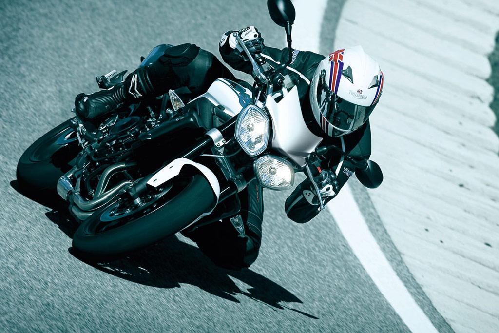 Triumph Speed Triple R 1050 ไทรอัมพ์ สตรีตทริปเปิ้ล ปี 2013 : ภาพที่ 4