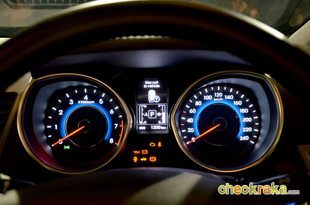 Hyundai Elantra Sport 1.8 GLS Navi ฮุนได อีแลนทรา ปี 2014 : ภาพที่ 16