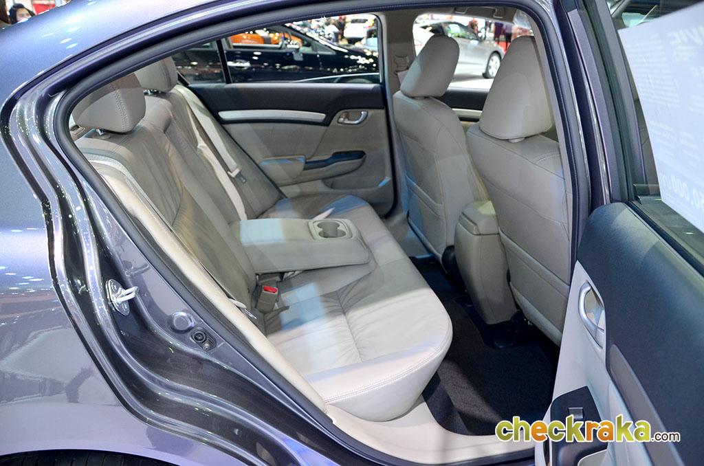 Honda Civic 1.8 S MT ฮอนด้า ซีวิค ปี 2014 : ภาพที่ 13