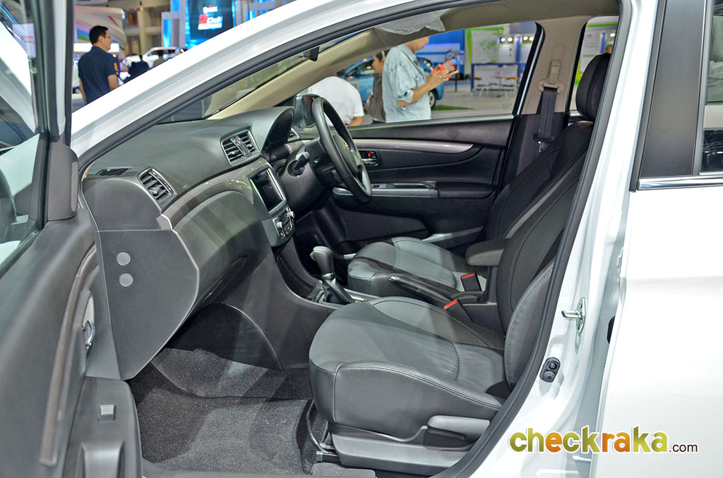 Suzuki Ciaz RS CVT ซูซูกิ เซียส ปี 2015 : ภาพที่ 17