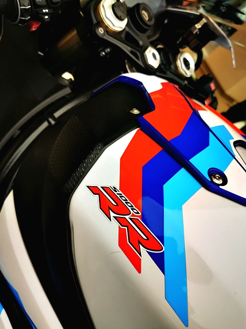 BMW S 1000 RR บีเอ็มดับเบิลยู เอส ปี 2019 : ภาพที่ 8