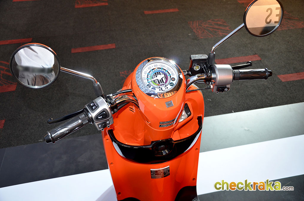 Honda Scoopy i Club 12 ฮอนด้า สกู้ปปี้ไอ ปี 2014 : ภาพที่ 16