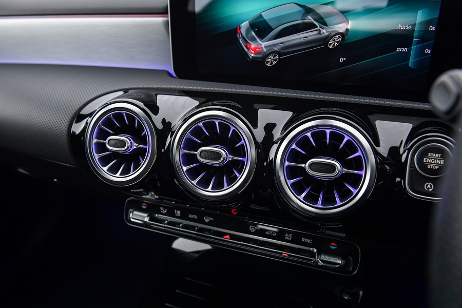Mercedes-benz A-Class A 200 AMG Dynamic (CKD) เมอร์เซเดส-เบนซ์ เอ-คลาส ปี 2020 : ภาพที่ 8