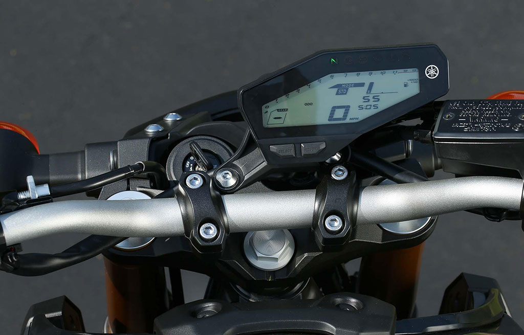 Yamaha FZ-09 ยามาฮ่า เอฟแซด 09 ปี 2014 : ภาพที่ 5