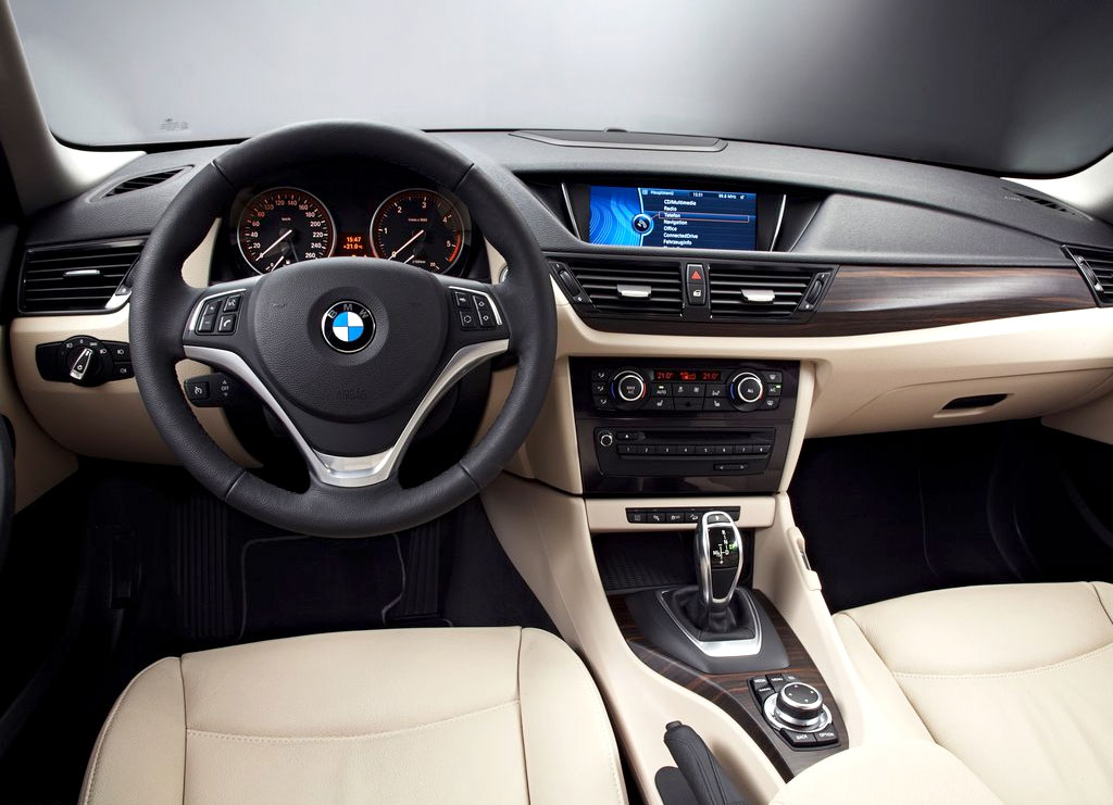 BMW X1 sDrive18i บีเอ็มดับเบิลยู เอ็กซ์1 ปี 2012 : ภาพที่ 9