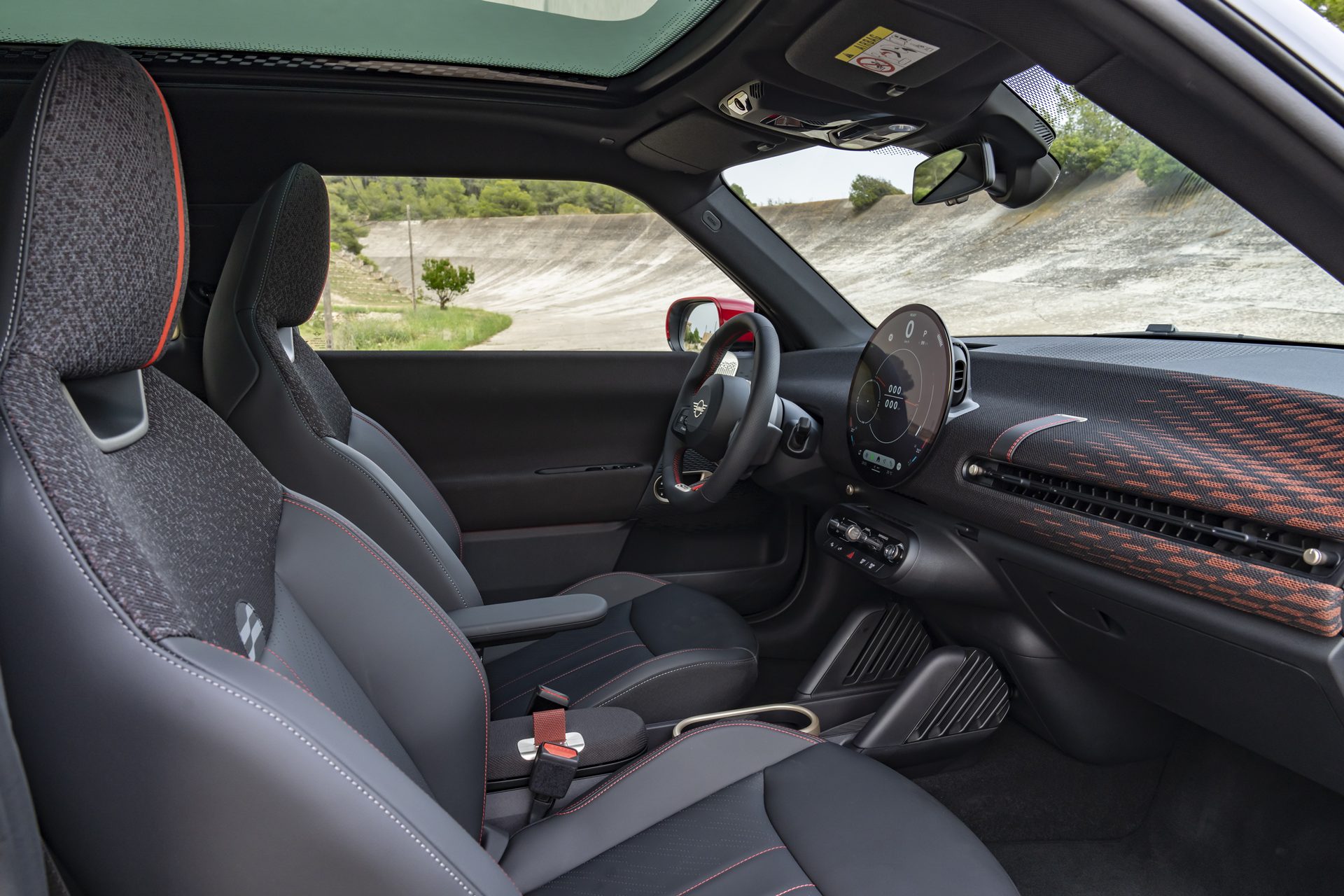 Mini John Cooper Works Electric มินิ จอห์น คูเปอร์ เวิร์กส์ ปี 2025 : ภาพที่ 10