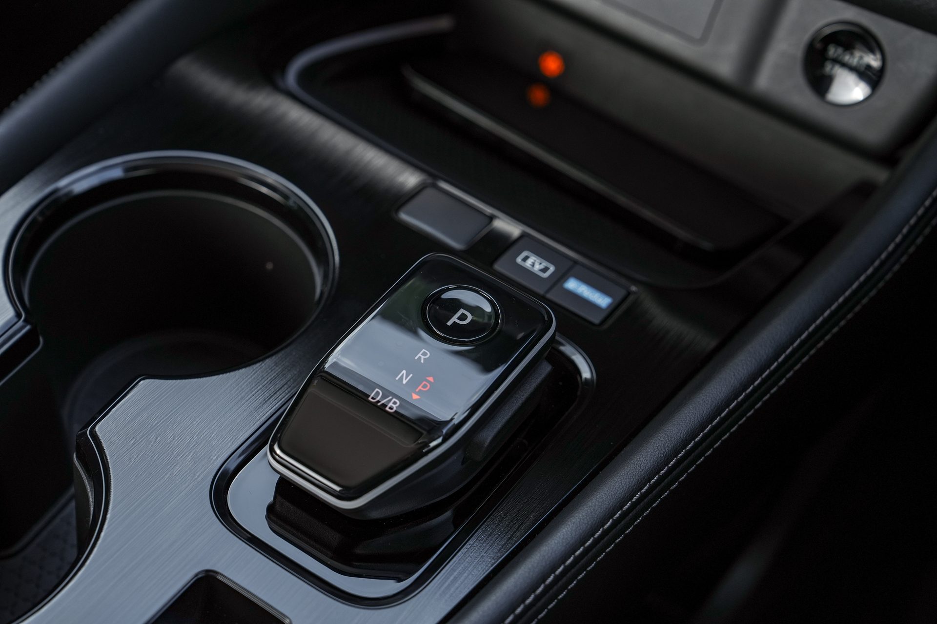 Nissan X-Trail e-POWER e-4ORCE นิสสัน เอ็กซ์-เทรล ปี 2025 : ภาพที่ 13