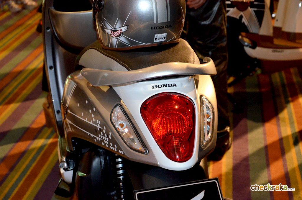 Honda Scoopy i Club 12 ฮอนด้า สกู้ปปี้ไอ ปี 2013 : ภาพที่ 20