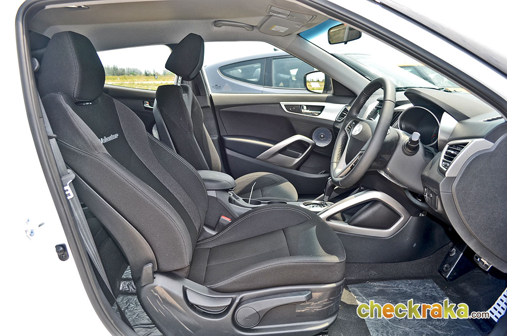 Hyundai Veloster Standard ฮุนได เวลอสเตอร์ ปี 2013 : ภาพที่ 14