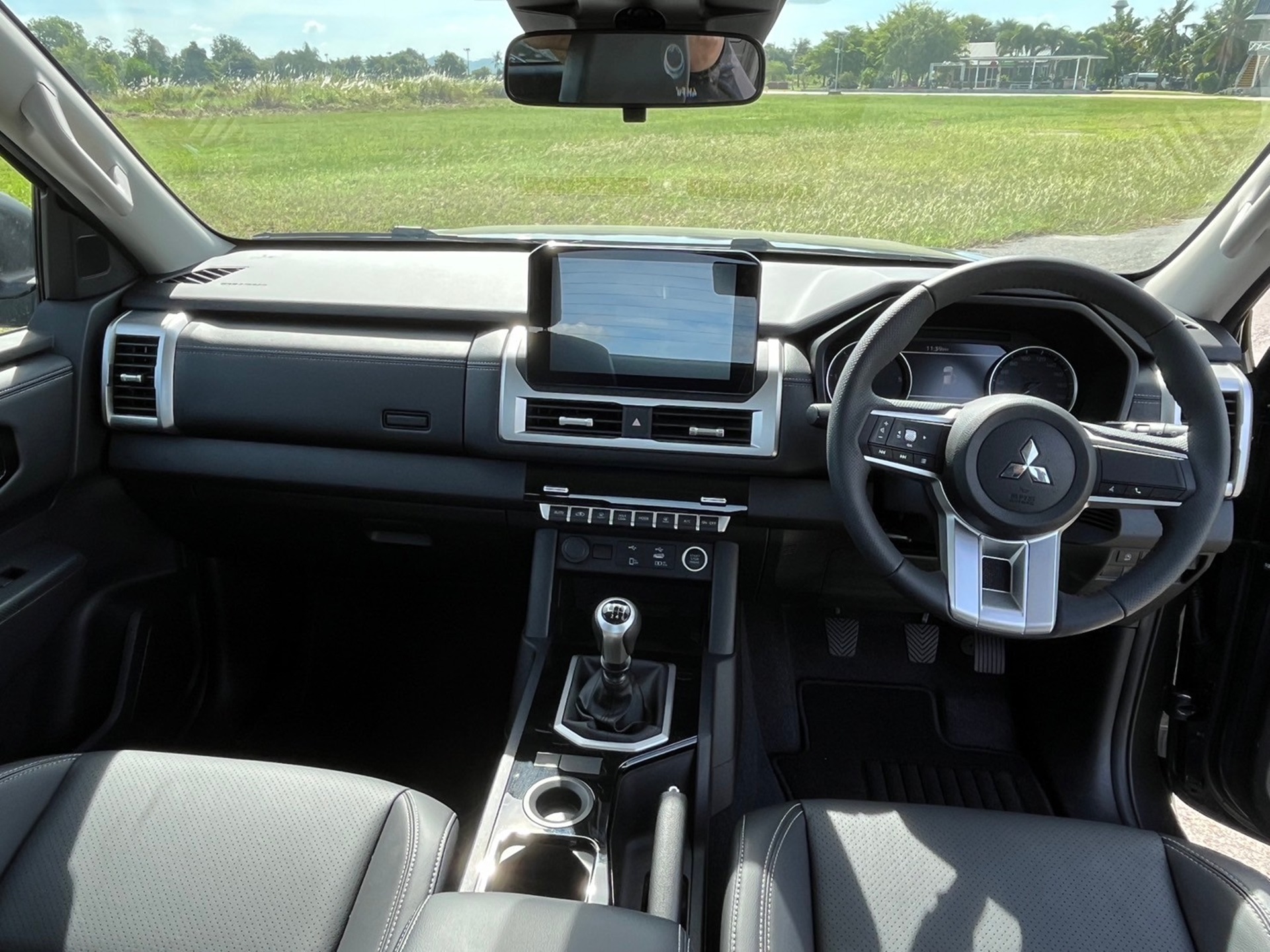 Mitsubishi Triton Mega Cab Plus 2.4 Pro มิตซูบิชิ ไทรทัน ปี 2025 : ภาพที่ 5