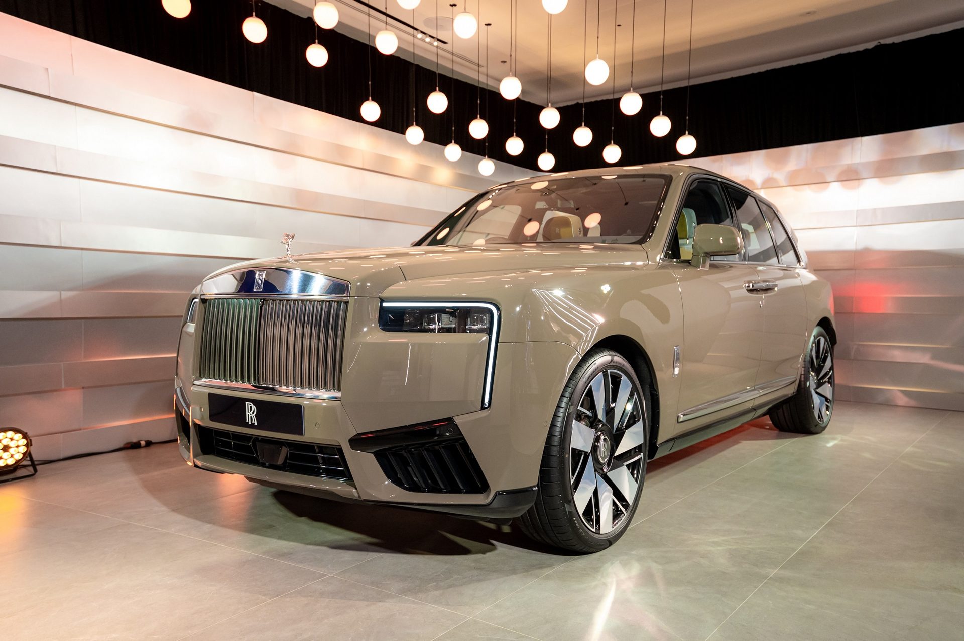 Rolls-Royce Cullinan Series II โรลส์-รอยซ์ ปี 2024 : ภาพที่ 1