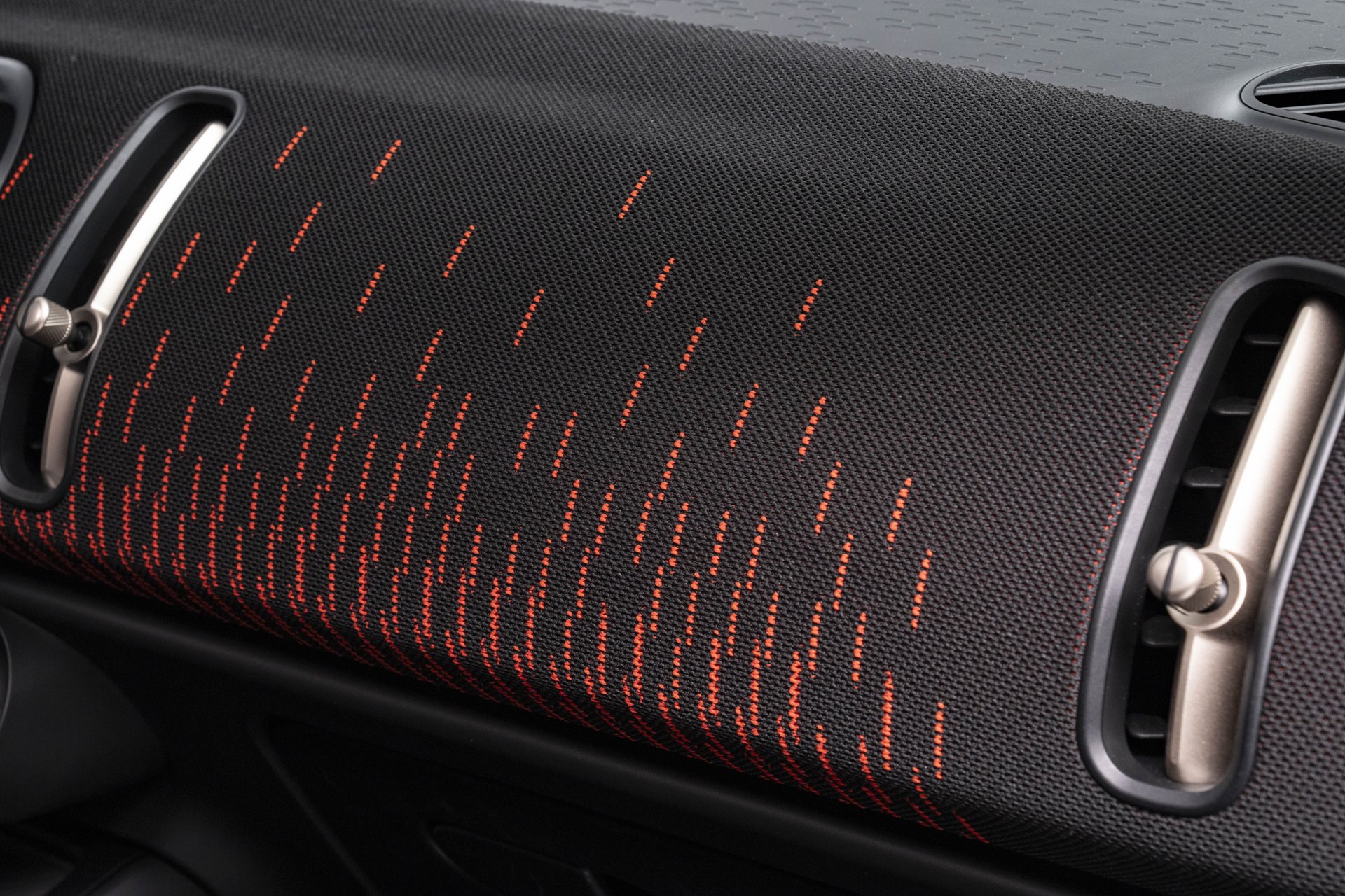 Mini John Cooper Works Countryman ALL4 มินิ จอห์น คูเปอร์ เวิร์กส์ ปี 2024 : ภาพที่ 12