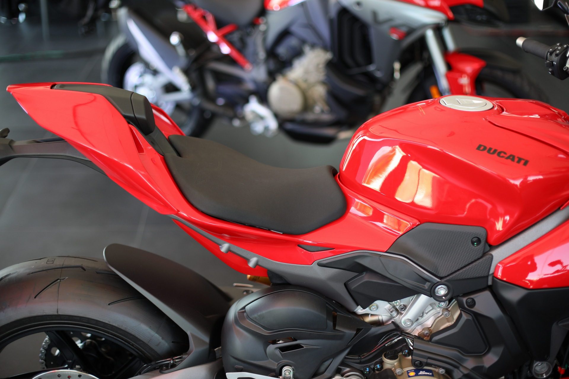 Ducati Streetfighter V4S ดูคาติ สตรีตไฟเตอร์ ปี 2025 : ภาพที่ 6