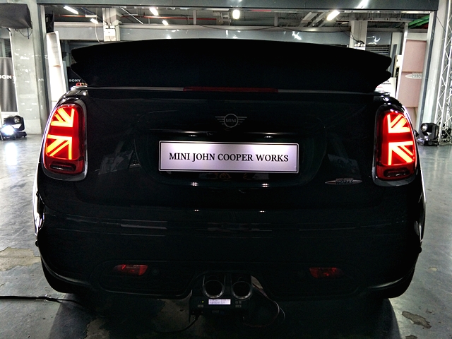 Mini John Cooper Works Convertible มินิ จอห์น คูเปอร์ เวิร์กส์ ปี 2021 : ภาพที่ 7