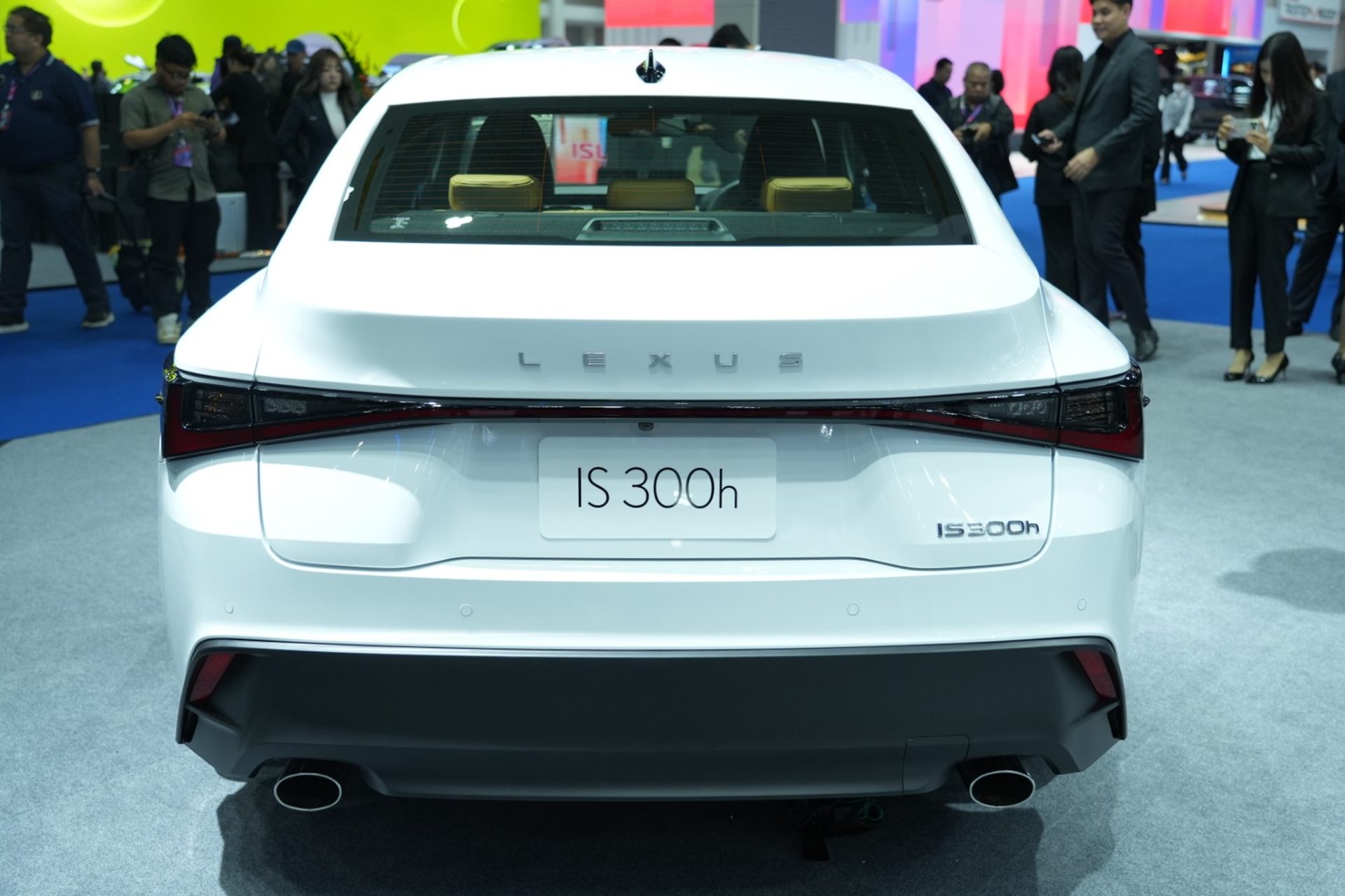 Lexus IS 300h Luxury เลกซัส ไอเอส ปี 2026 : ภาพที่ 3