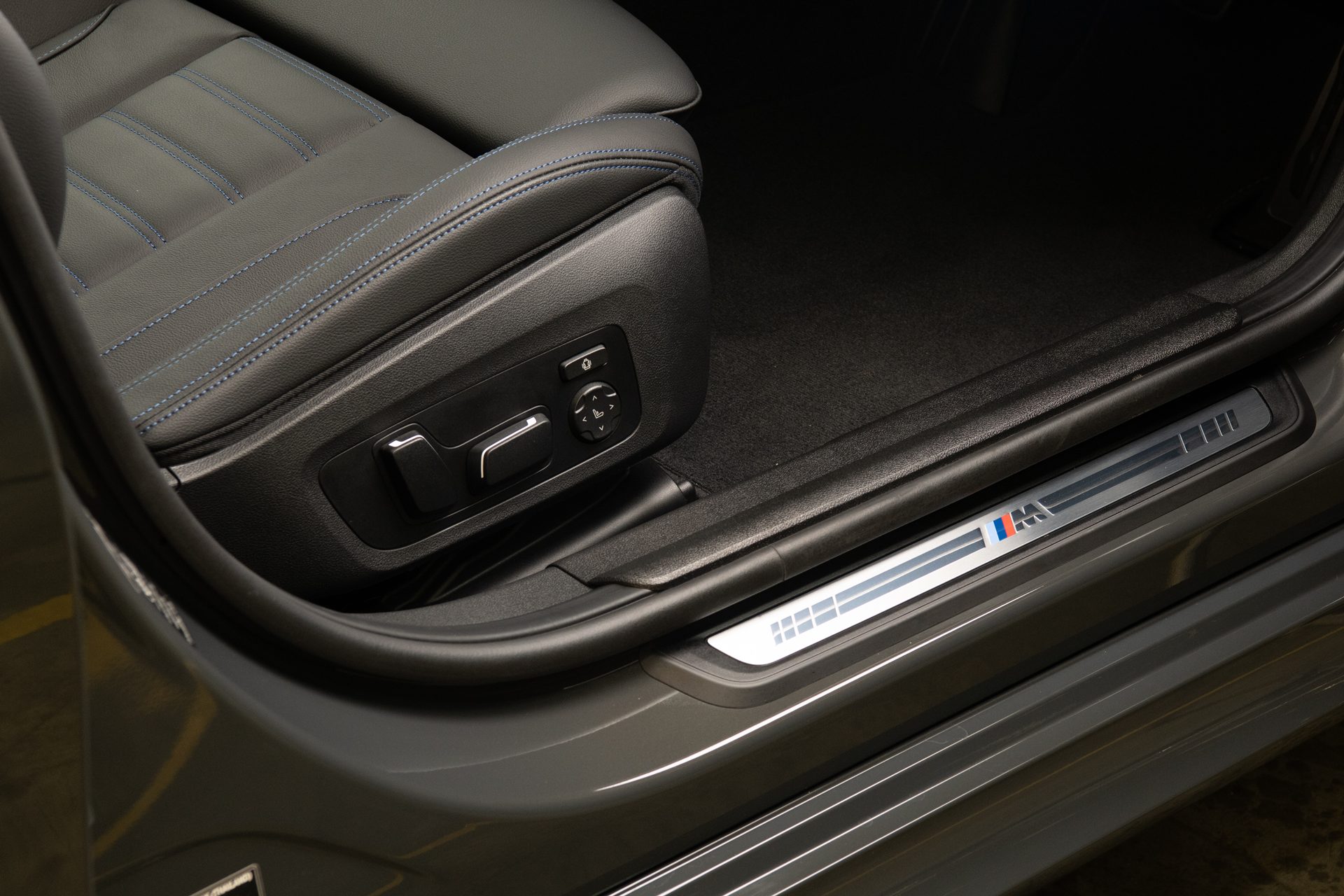 BMW Series 3 M340i xDrive บีเอ็มดับเบิลยู ซีรีส์3 ปี 2025 : ภาพที่ 13